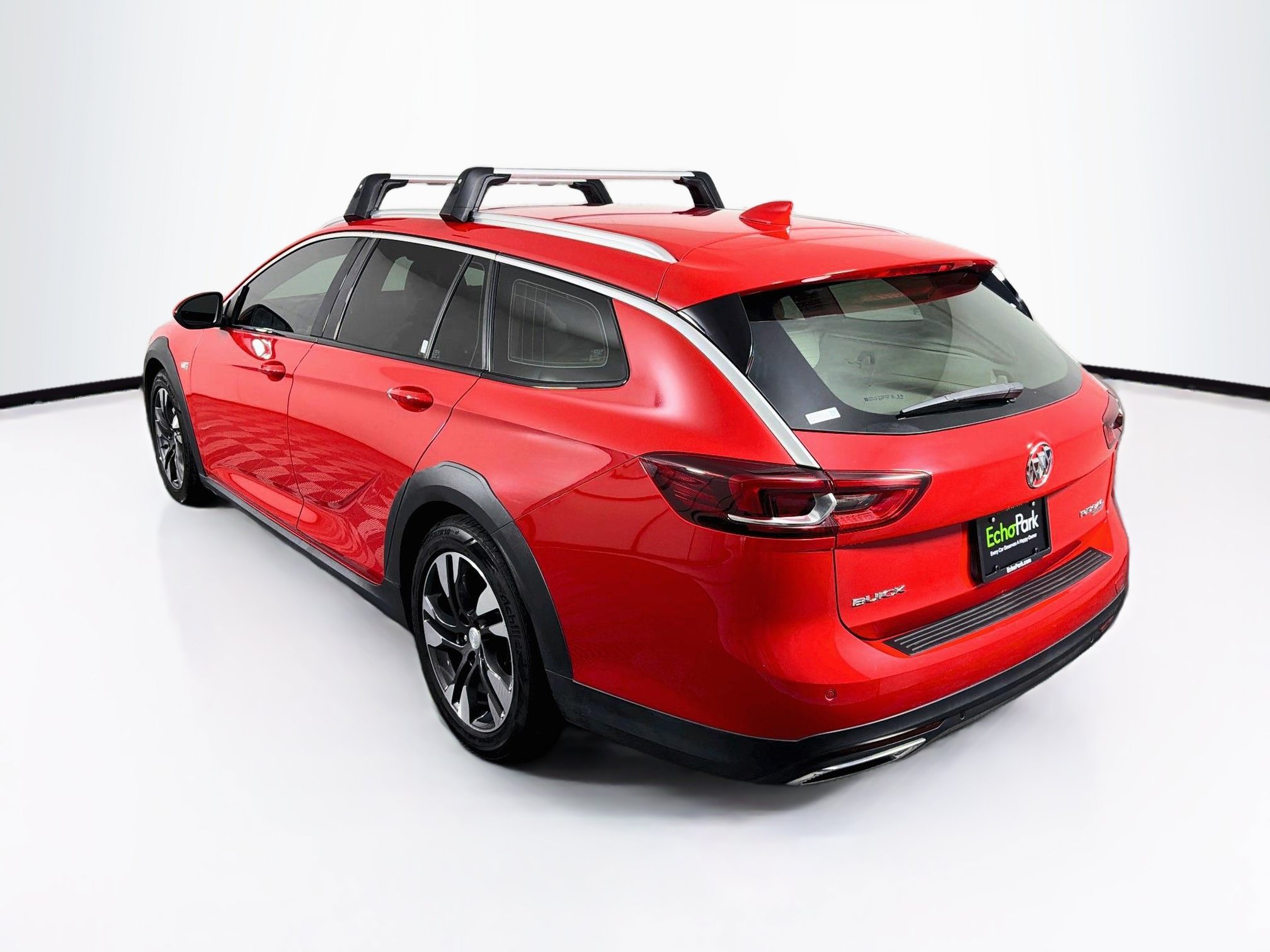 Used 2018 Buick Regal Preferred w/ Sights and Sounds Package AWD/4WD image 5