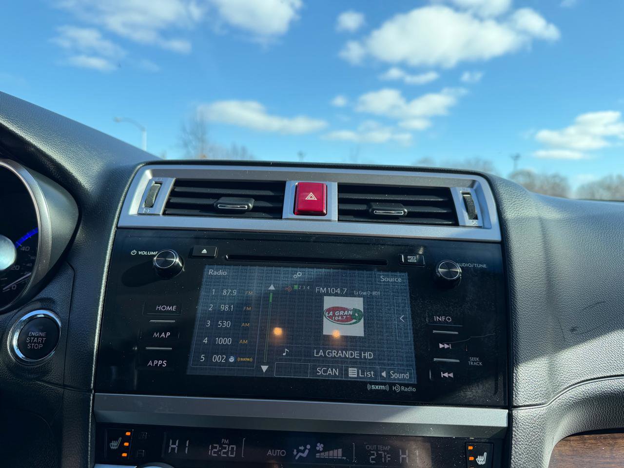 Used 2016 Subaru Outback 2.5i Limited image 12