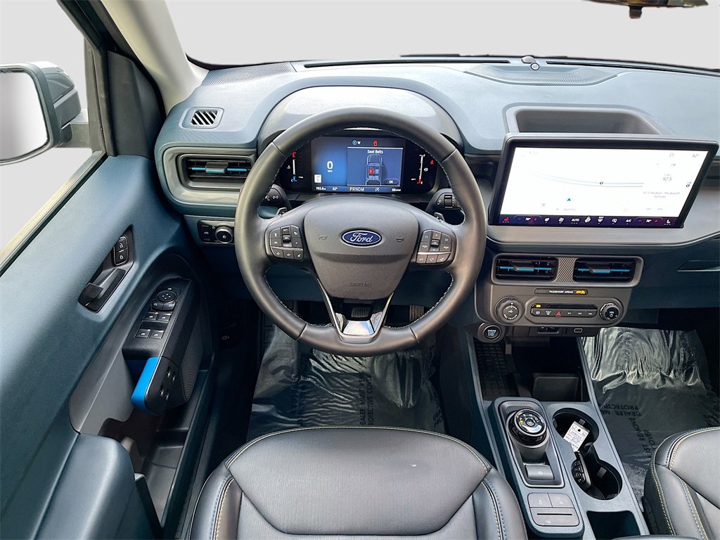 Used 2025 Ford Maverick Lobo image 24