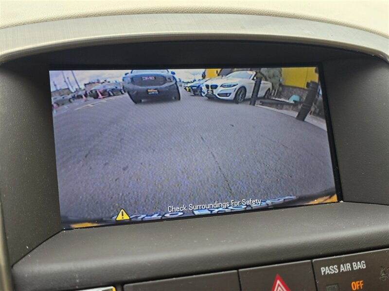 Used 2013 Buick Verano Leather FWD image 9