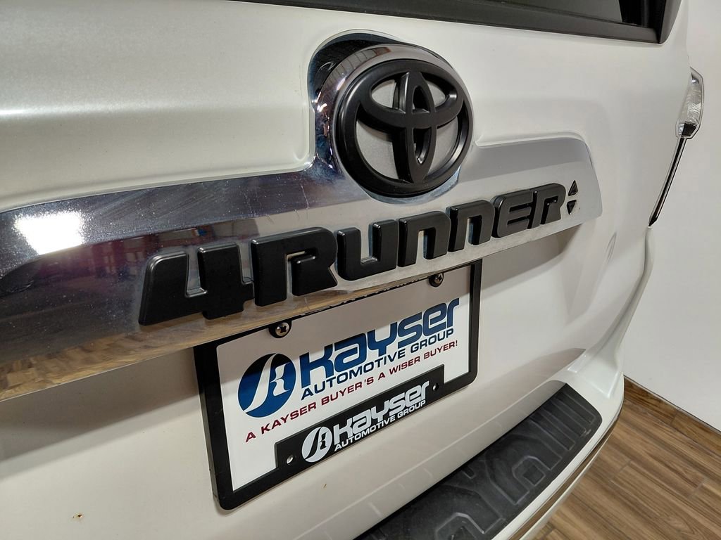 Used 2016 Toyota 4Runner Limited image 20