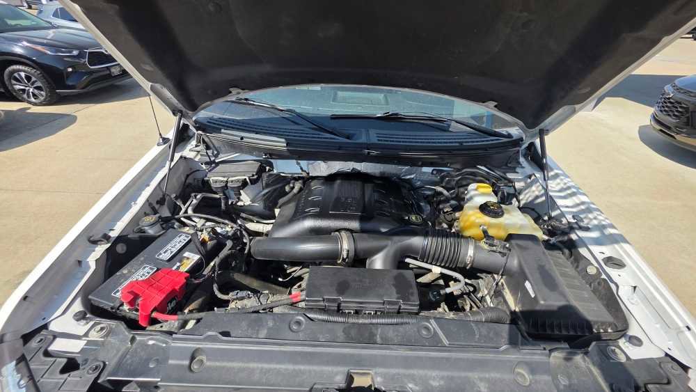 Used 2014 Ford F150 Platinum image 26