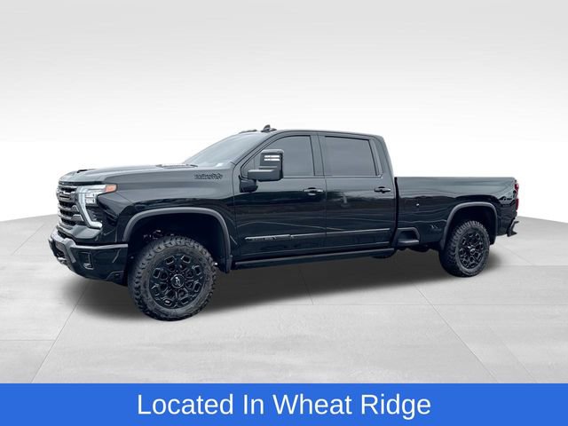 Used 2024 Chevrolet Silverado 2500 High Country w/ High Country Premium Package AWD/4WD image 1