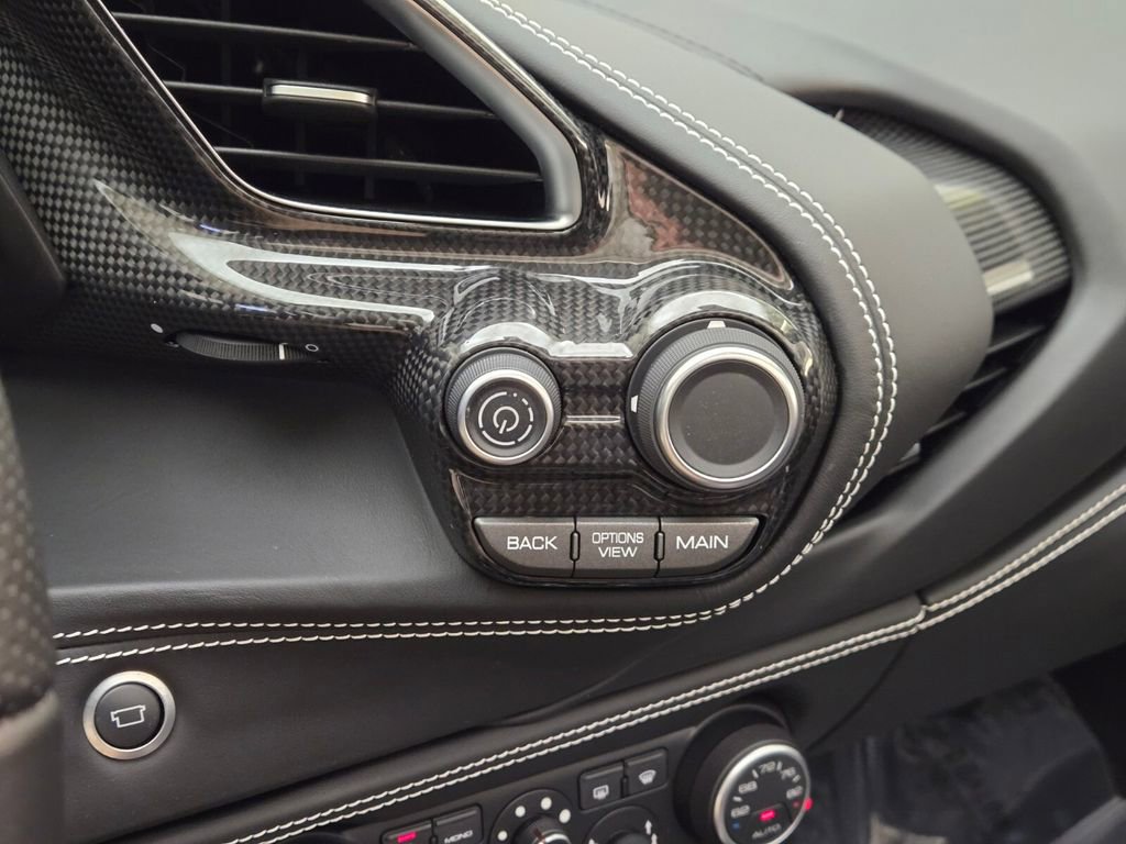 Used 2018 Ferrari 488 Spider image 35