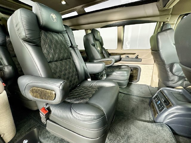 New 2026 Chevrolet Express 2500 Extended w/ Driver Convenience Package RWD image 30