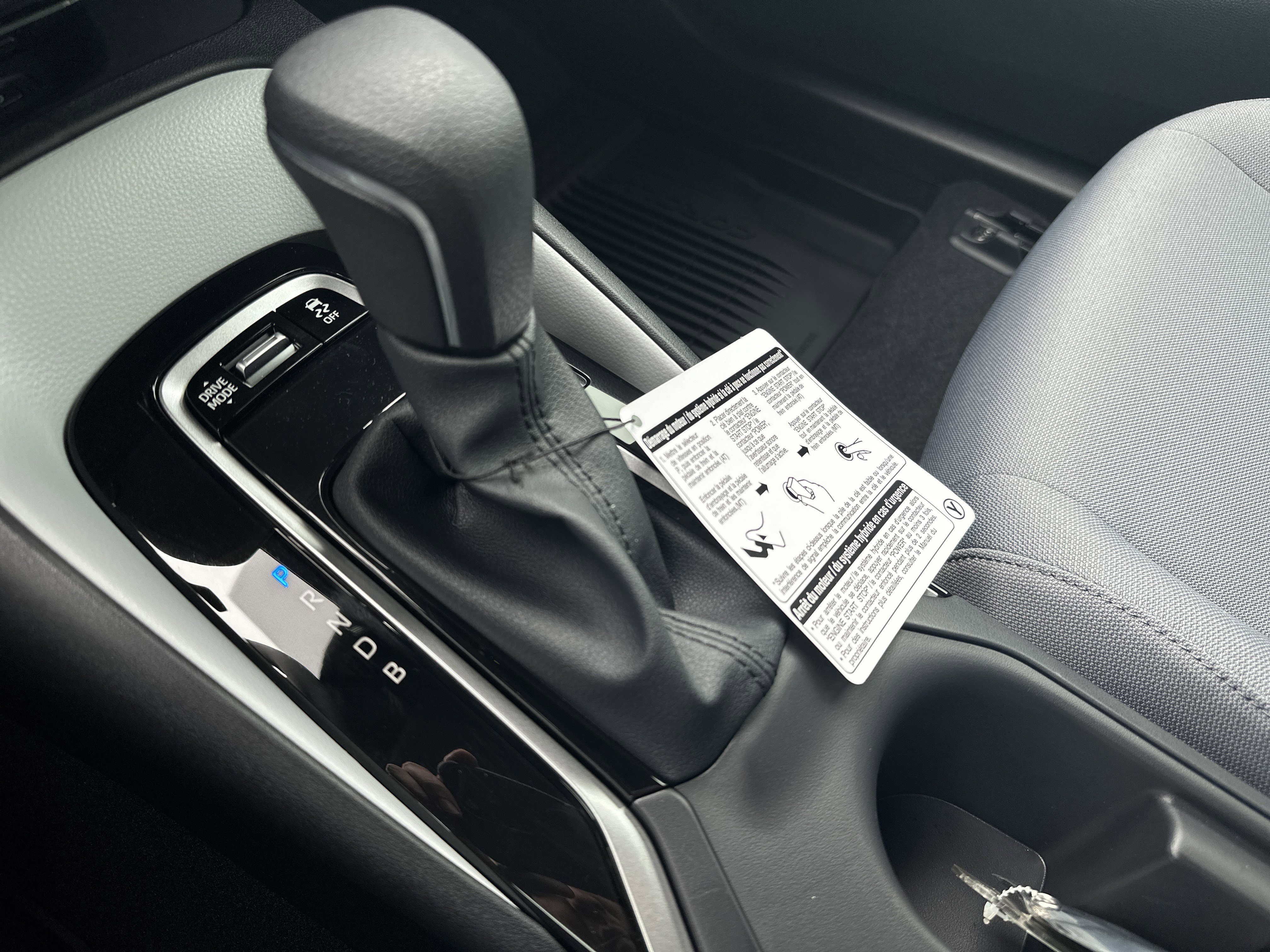 Used 2026 Toyota Corolla SE w/ SE Package FWD image 19