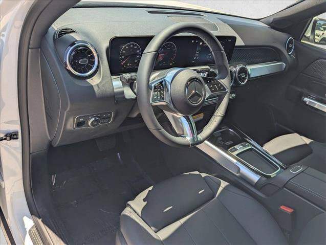 New 2026 Mercedes-Benz GLB 250 image 3
