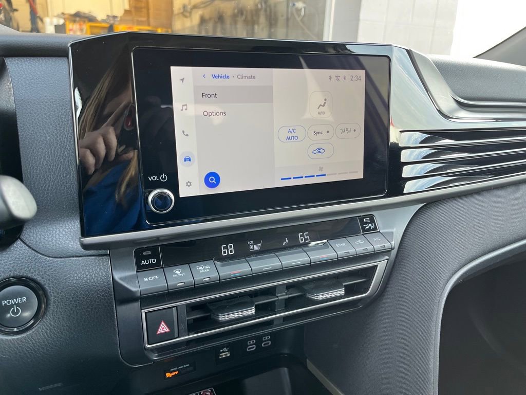 Used 2025 Toyota Camry LE image 22