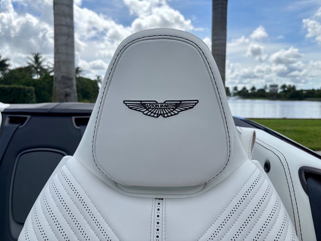 Used 2023 Aston Martin DB11 Volante RWD image 27