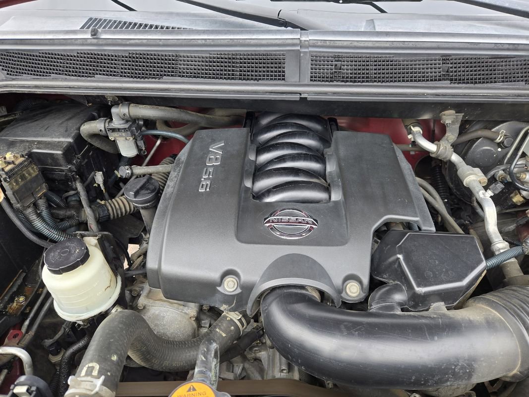 Used 2005 Nissan Titan SE image 26