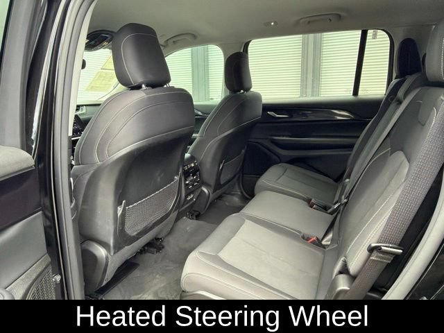 Used 2023 Jeep Grand Cherokee L Laredo w/ Luxury Tech Group I AWD/4WD image 18