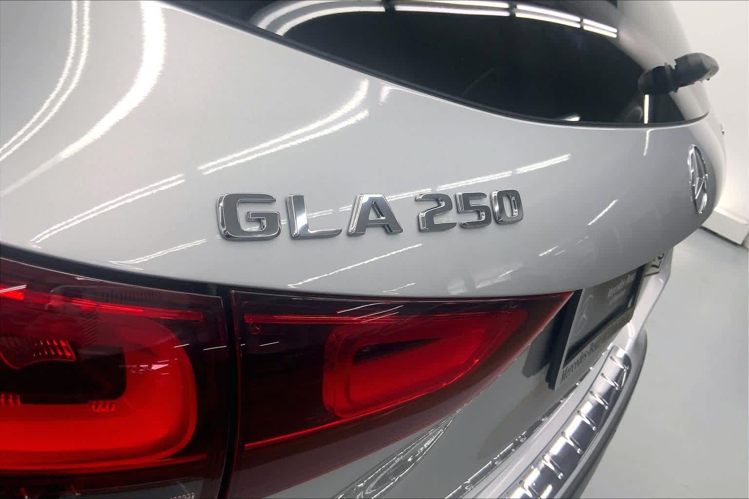 Certified 2023 Mercedes-Benz GLA 250 4MATIC image 14
