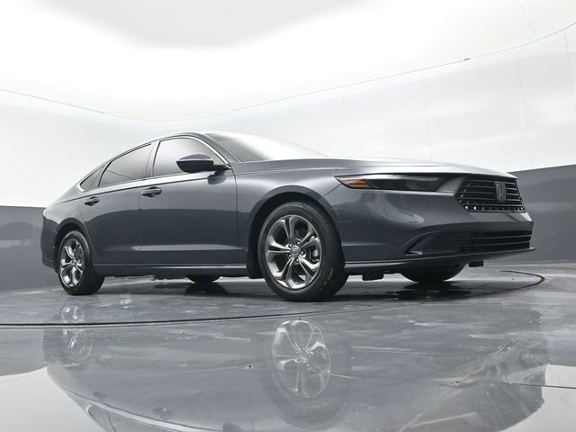 Used 2023 Honda Accord EX image 17