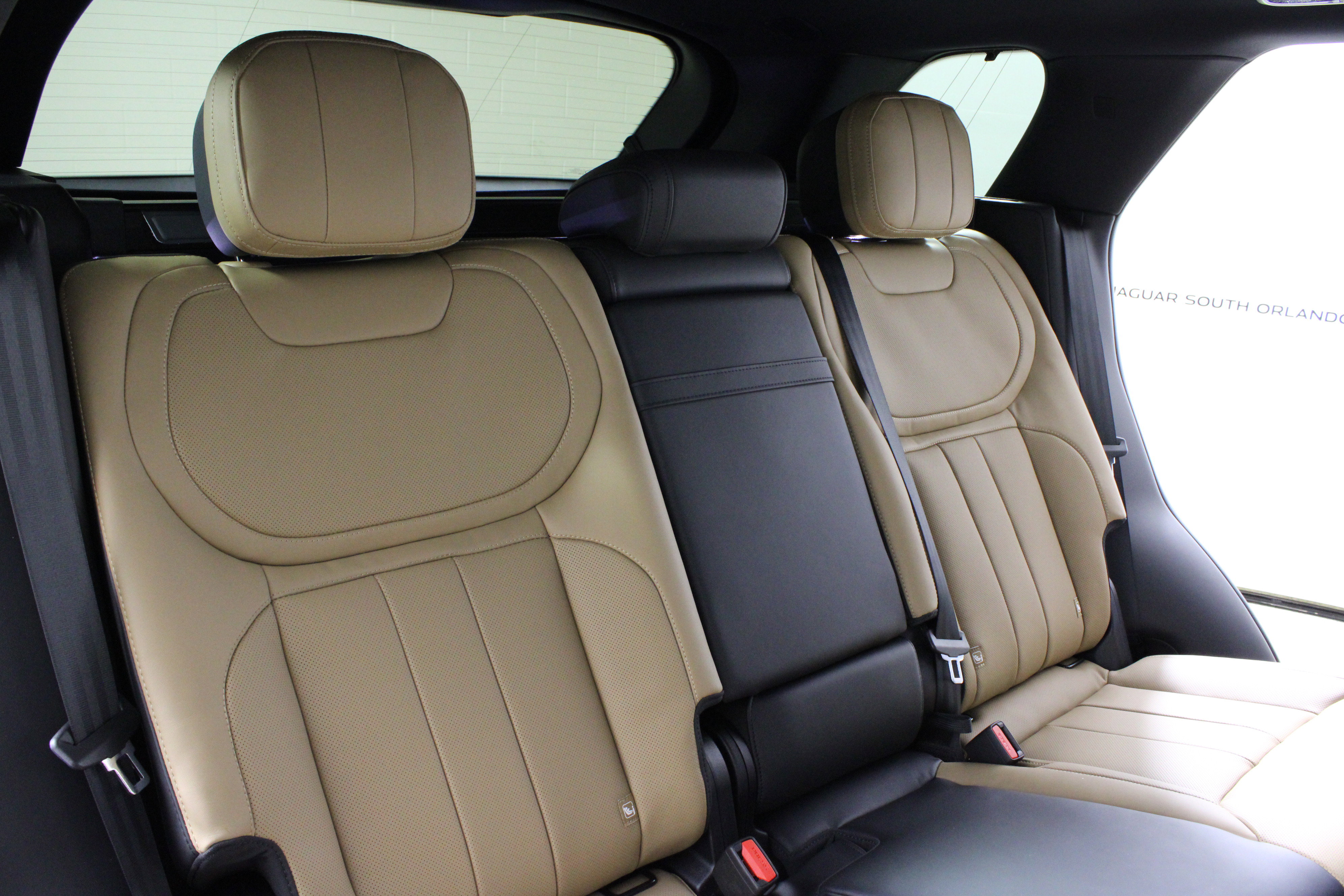 New 2026 Land Rover Range Rover Sport Dynamic SE image 12