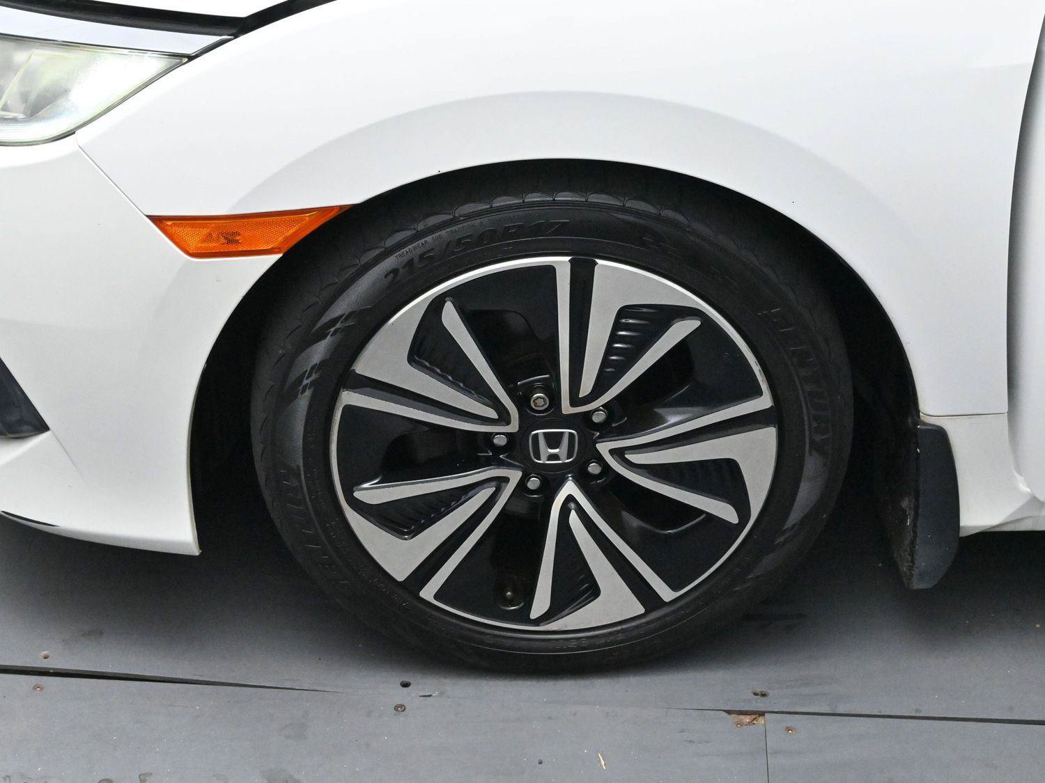 Used 2016 Honda Civic EX-T image 25