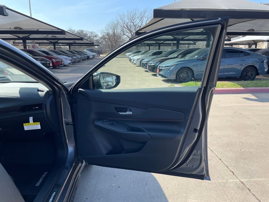 New 2026 Nissan Sentra SR w/ Floor Mat Package FWD image 41