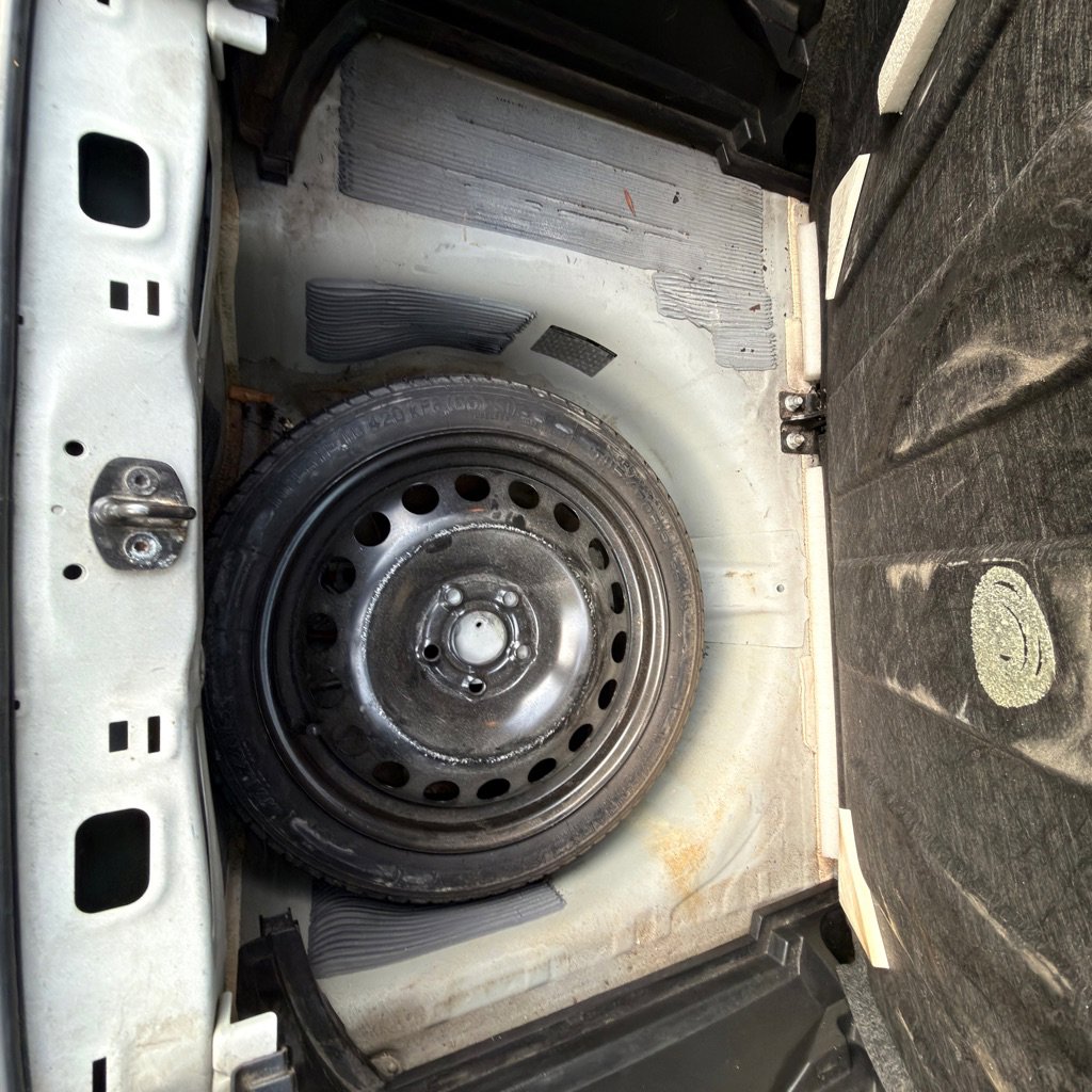 Used 2014 Chevrolet Sonic LS image 15