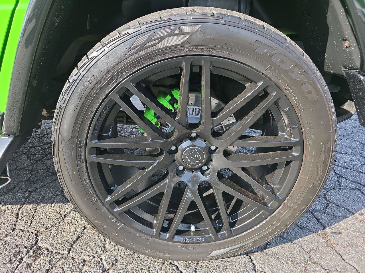 Used 2015 Mercedes-Benz G 63 AMG 4MATIC image 32