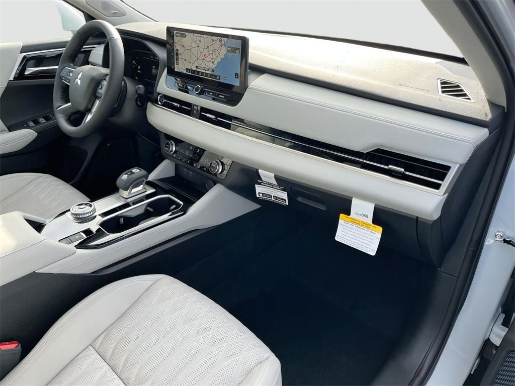 New 2026 Mitsubishi Outlander SEL FWD image 33
