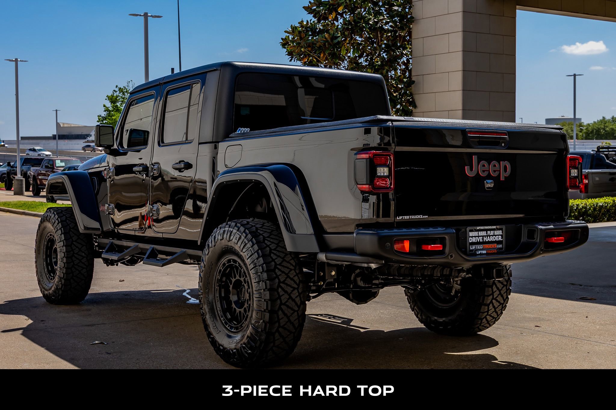 Used 2023 Jeep Gladiator Rubicon w/ LED Lighting Group AWD/4WD image 7