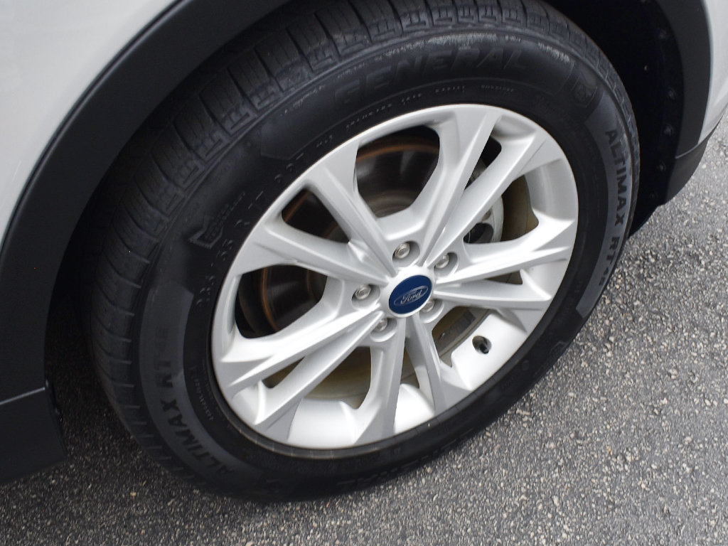 Used 2019 Ford Escape SE FWD image 9