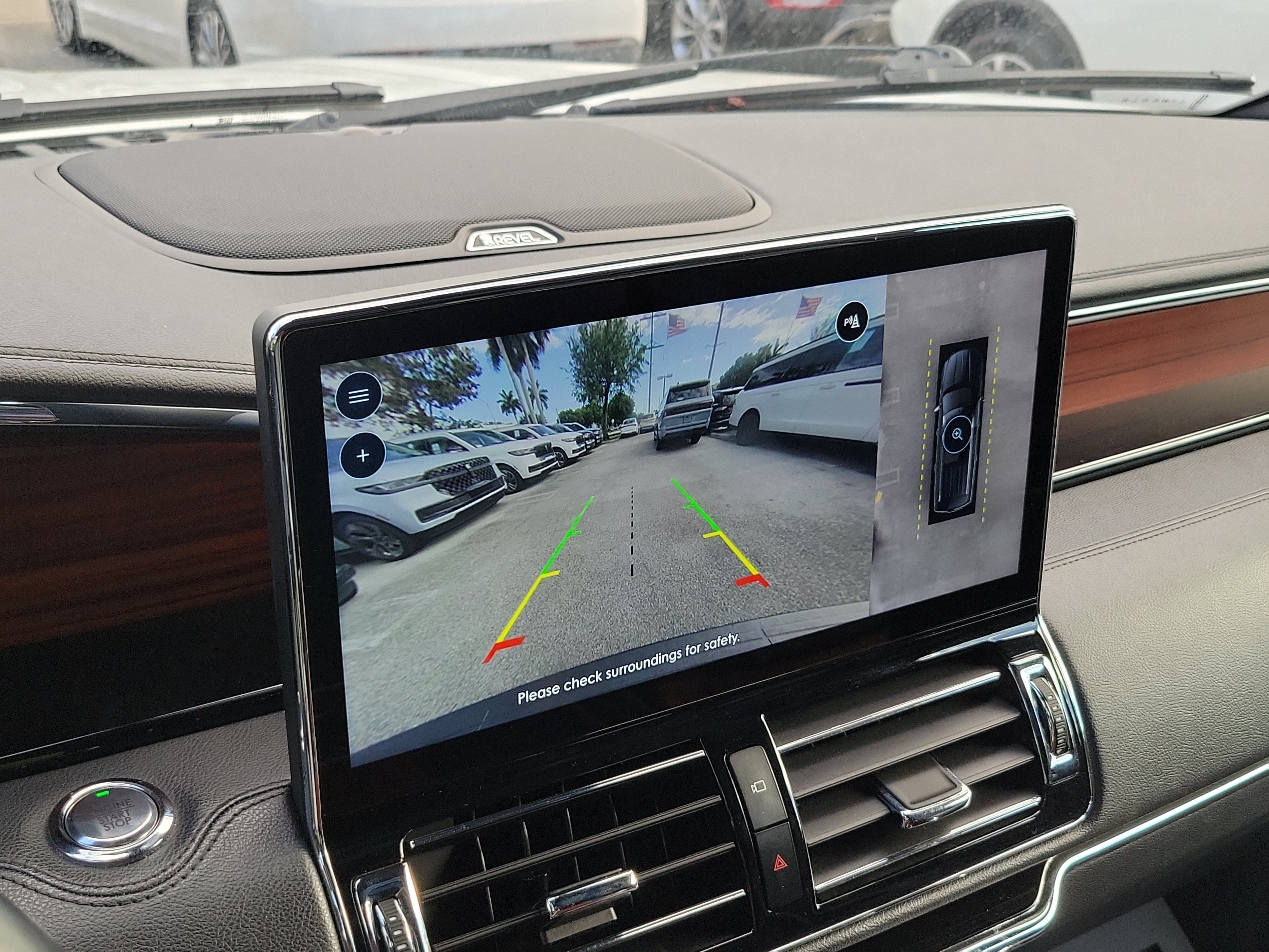 Certified 2024 Lincoln Navigator L Reserve AWD/4WD image 25