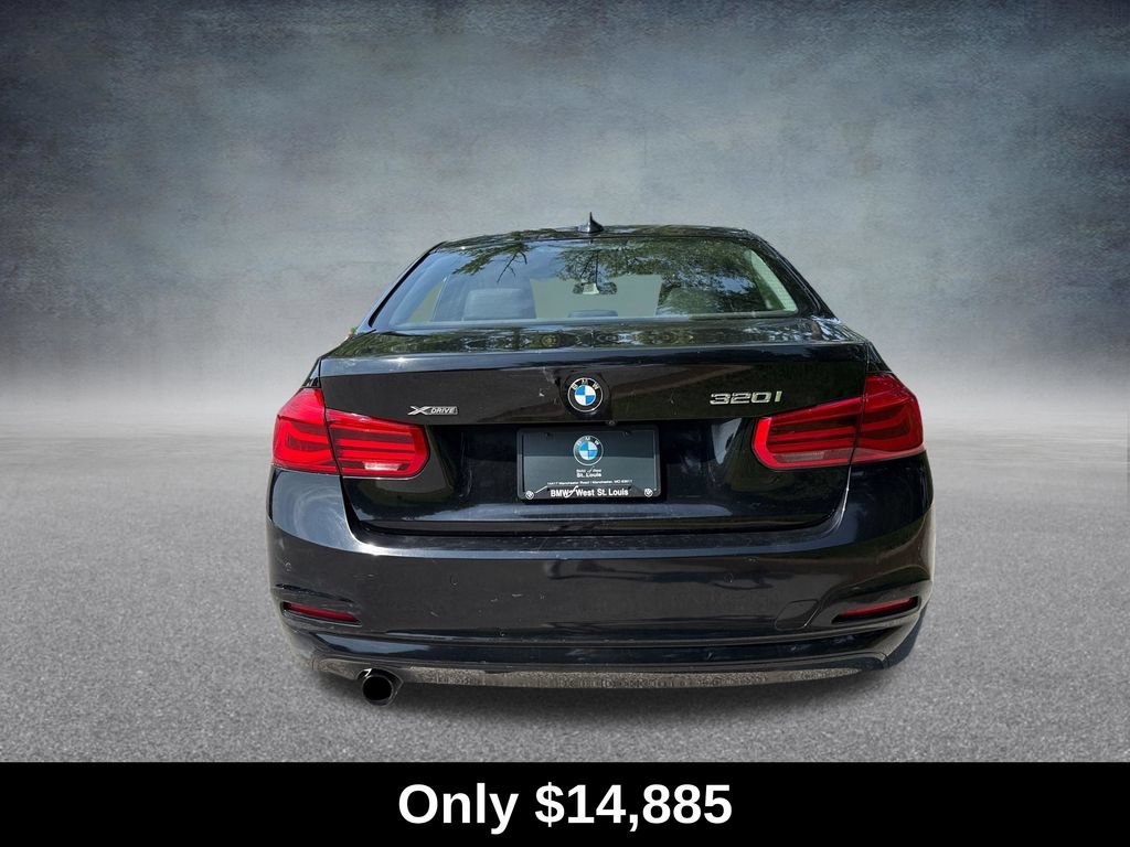 Used 2016 BMW 320i xDrive Sedan AWD/4WD image 4