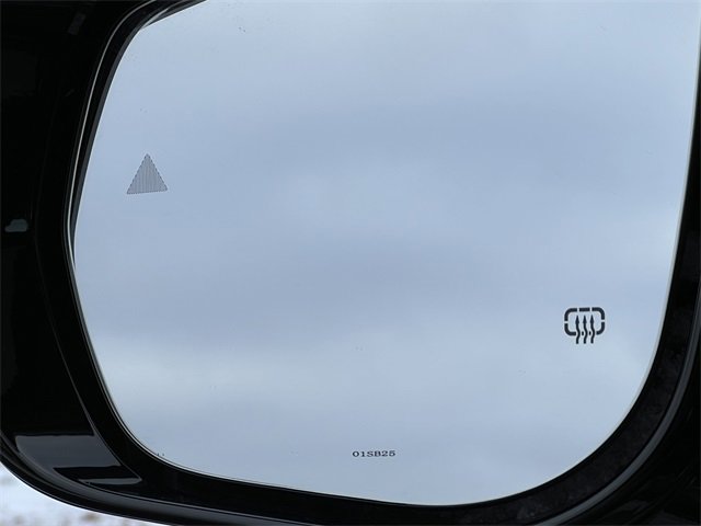 New 2025 Jeep Grand Cherokee Altitude image 37