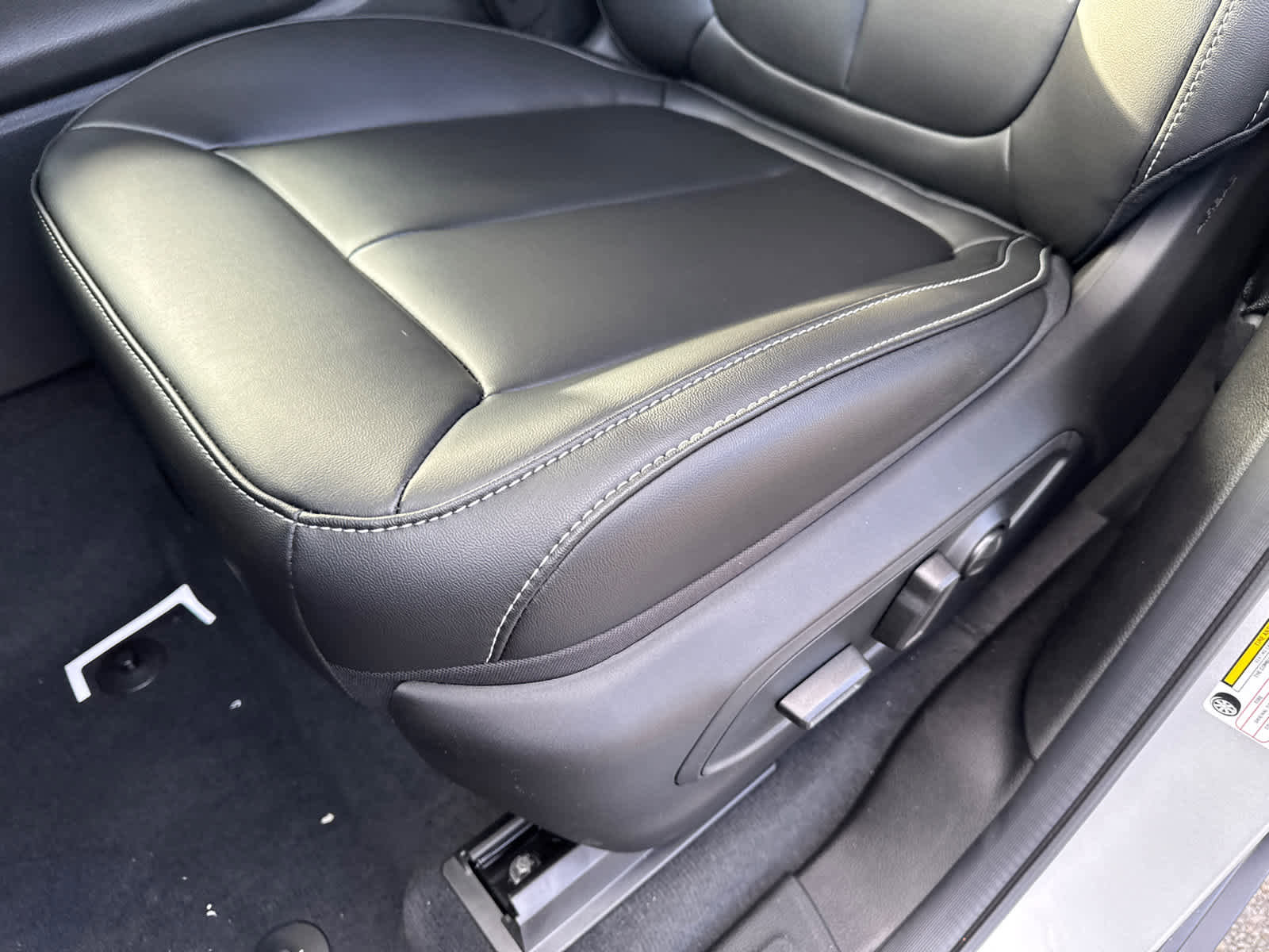 New 2025 Jeep Grand Cherokee Limited w/ Trailer Tow Package image 15