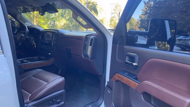 Used 2017 Chevrolet Silverado 2500 High Country w/ Duramax Plus Package AWD/4WD image 10