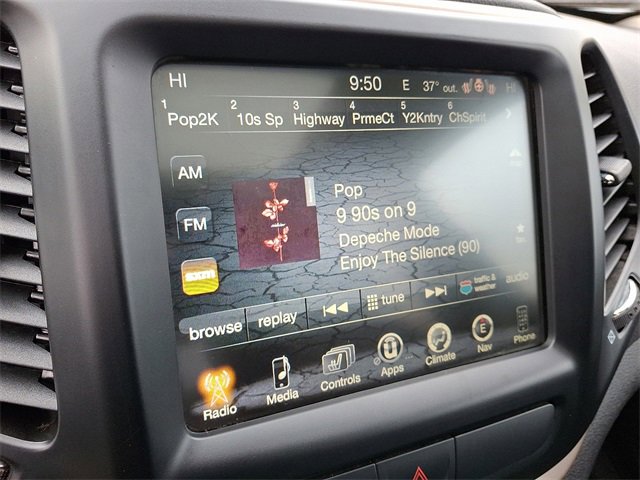 Used 2018 Jeep Cherokee Limited image 14