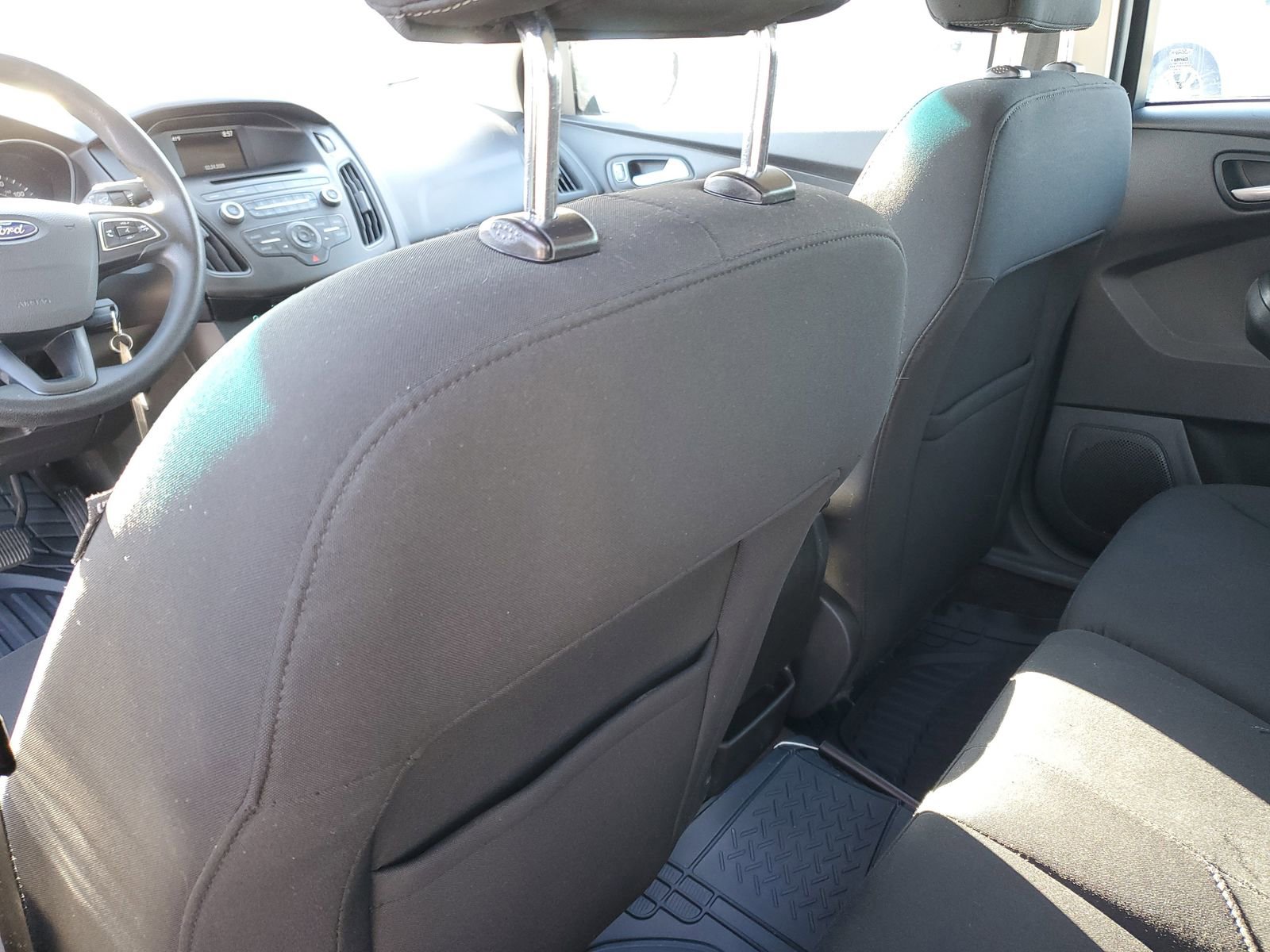 Used 2016 Ford Focus SE image 15