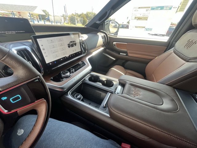 New 2025 Ford Expedition King Ranch image 14