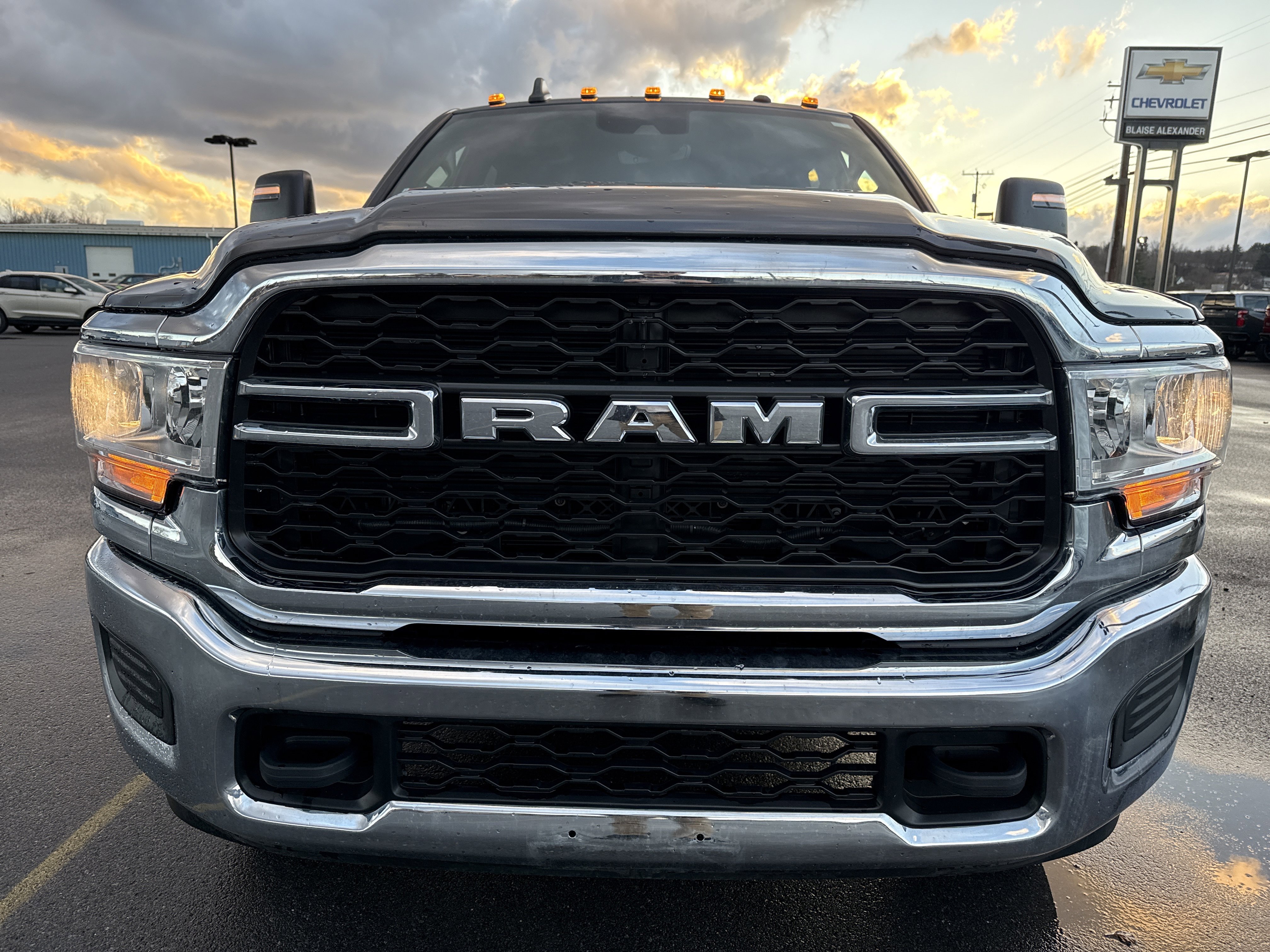 Used 2024 RAM 3500 Tradesman w/ Safety Group video 1