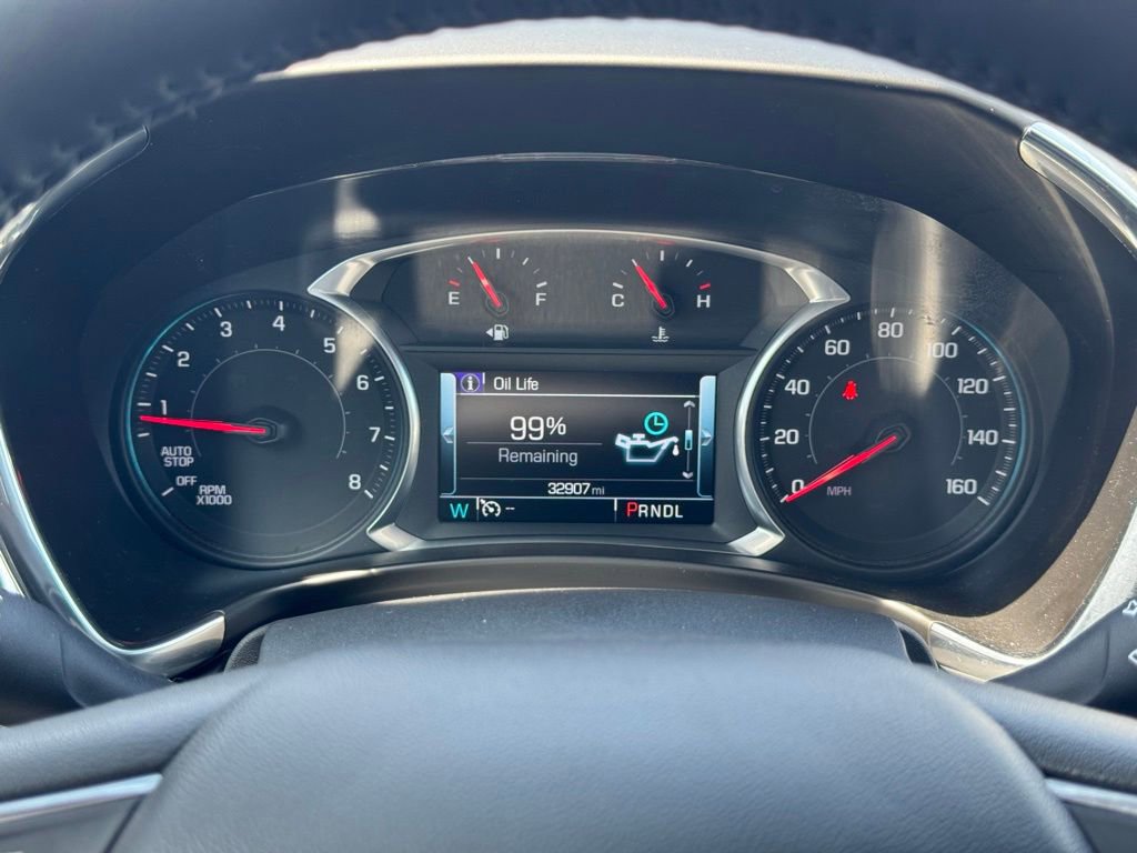 Used 2018 Chevrolet Equinox Premier FWD image 22