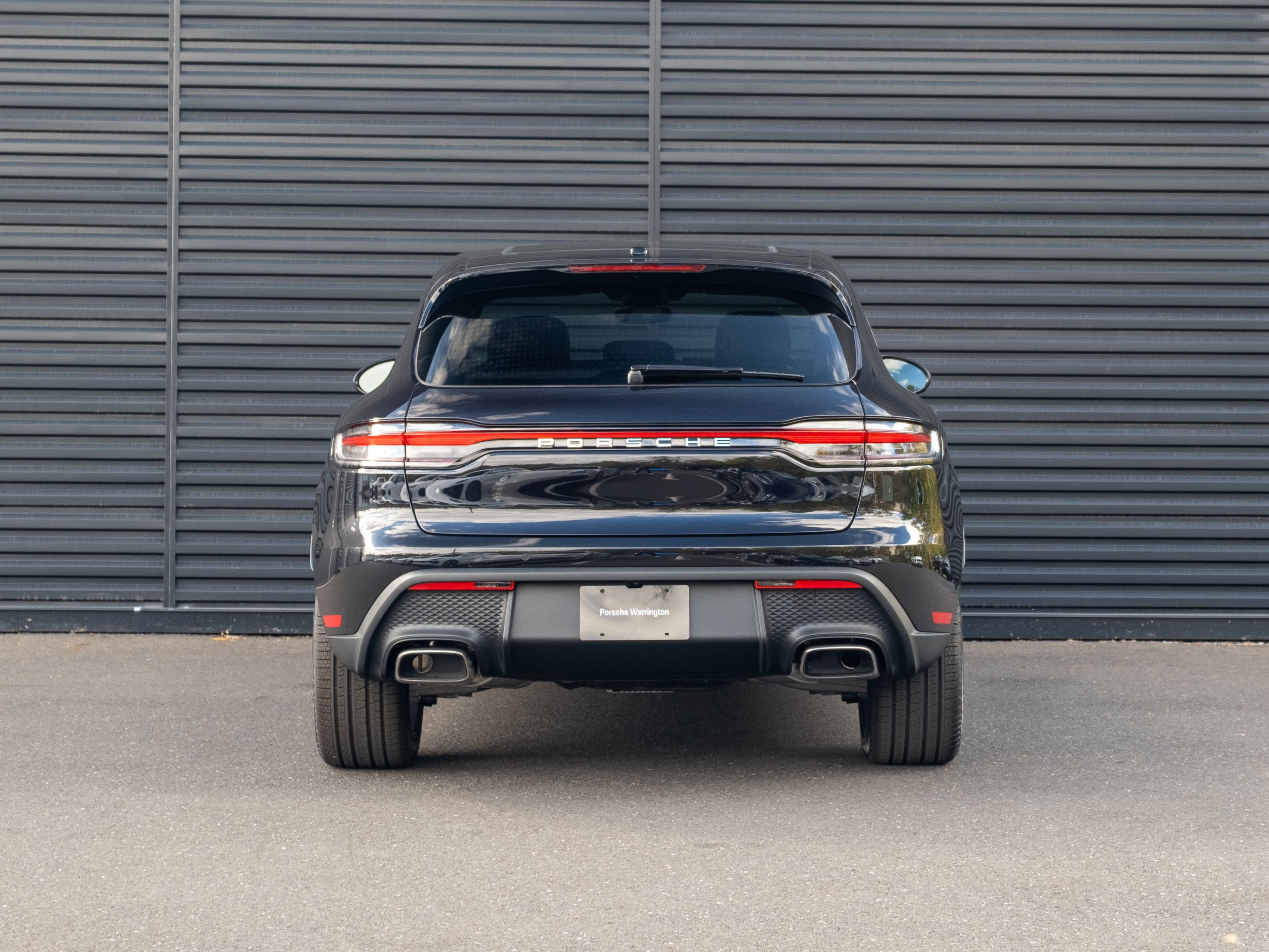 Certified 2026 Porsche Macan AWD/4WD image 7