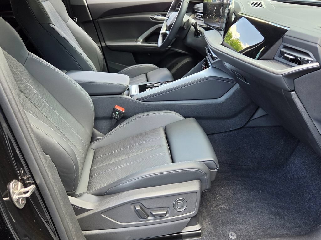 Certified 2025 Audi Q5 Premium Plus AWD/4WD image 19
