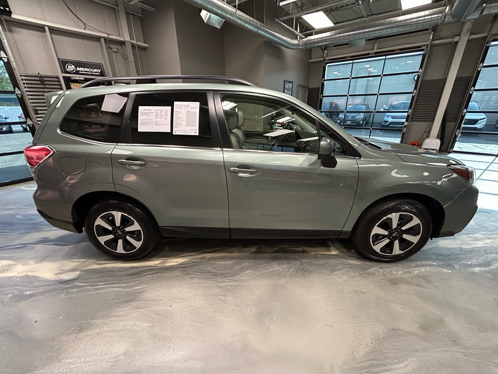 Used 2017 Subaru Forester 2.5i Limited AWD/4WD image 29