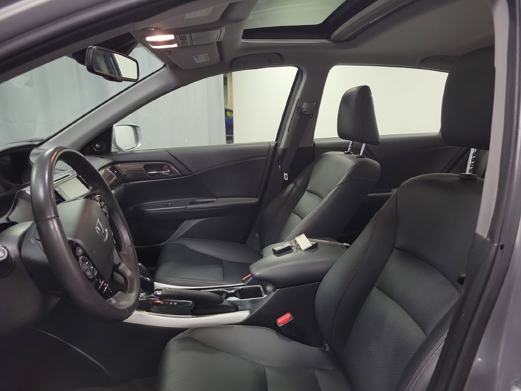 Used 2017 Honda Accord EX-L image 15