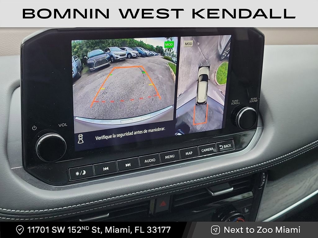 Used 2021 Nissan Rogue SL w/ Premium Package image 17