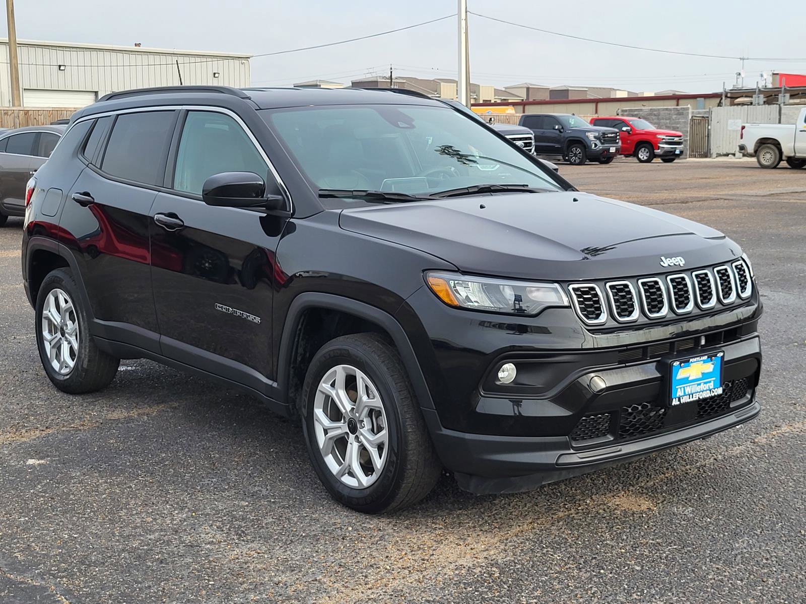 Used 2025 Jeep Compass Latitude image 7