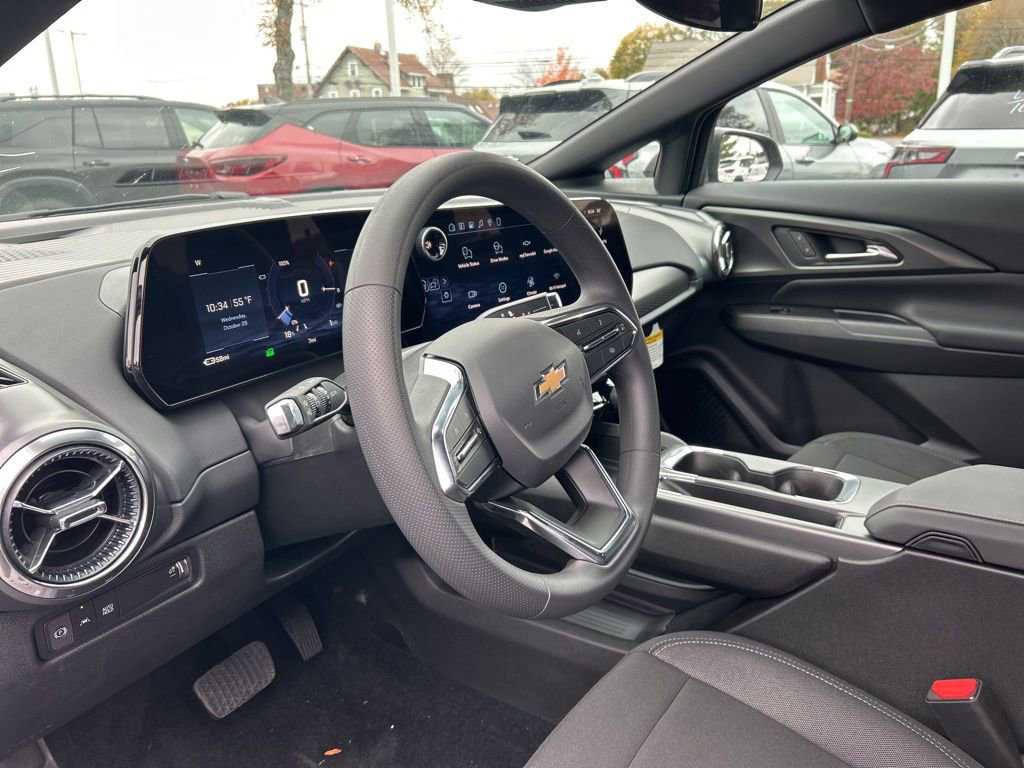 New 2026 Chevrolet Equinox EV LT image 10