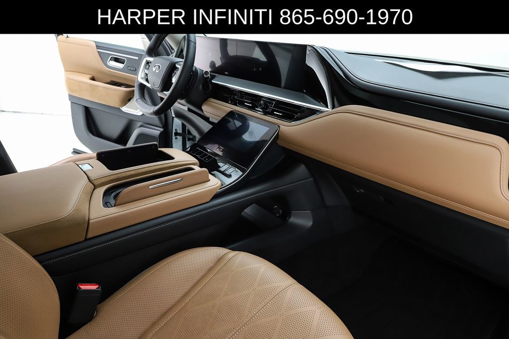 Used 2025 INFINITI QX80 Sensory AWD/4WD image 34