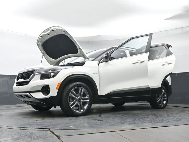 Used 2021 Kia Seltos S AWD/4WD image 37