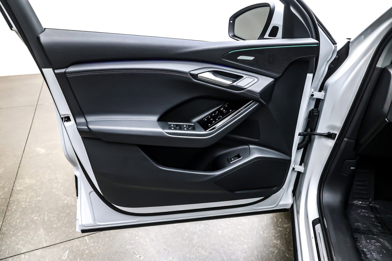 Used 2025 Audi Q6 e-tron Premium Plus w/ Premium Plus image 22