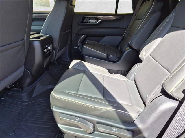 New 2026 GMC Yukon Elevation w/ Elevation Premium Package AWD/4WD image 13