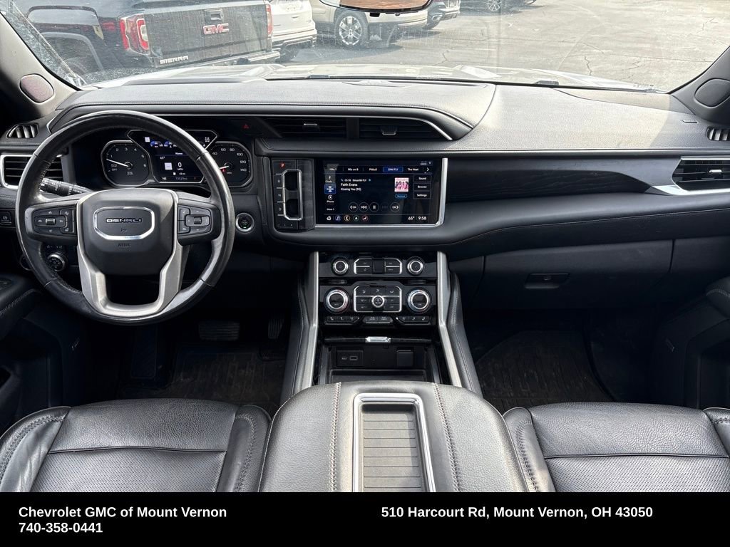 Used 2021 GMC Yukon Denali w/ Denali Premium Package image 11
