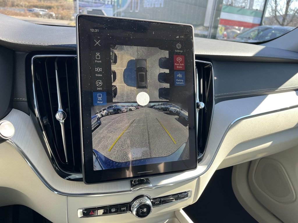 New 2026 Volvo XC60 B5 Ultra w/ Climate Package image 29