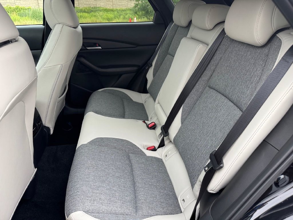 New 2026 MAZDA CX-30 Aire Edition AWD/4WD image 10