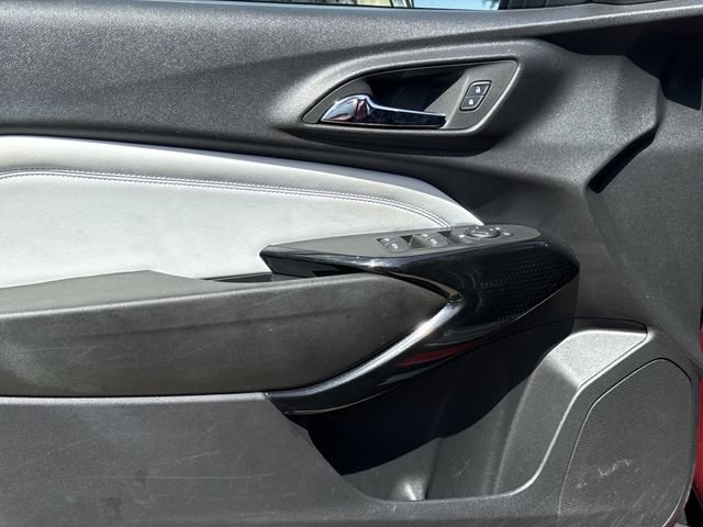 Used 2025 Chevrolet Trax LT FWD image 25